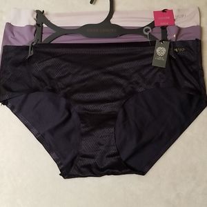 Vince Camuto hipster panties